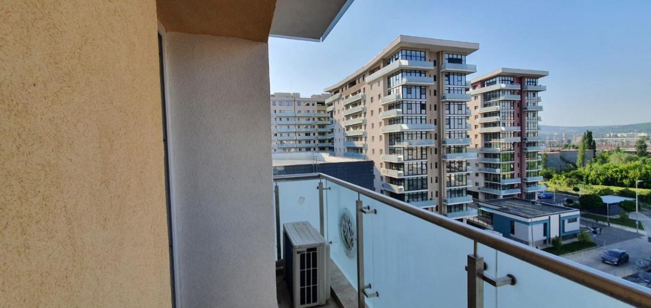 Lara 65 - Cozy & Modern Apartment @ Conest Яссы Экстерьер фото